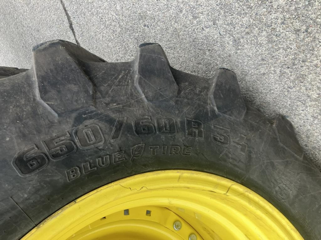 John Deere TRAKTOR 8R410 - 拖拉机:图5 John Deere TRAKTOR 8R410 - 拖拉机:图5