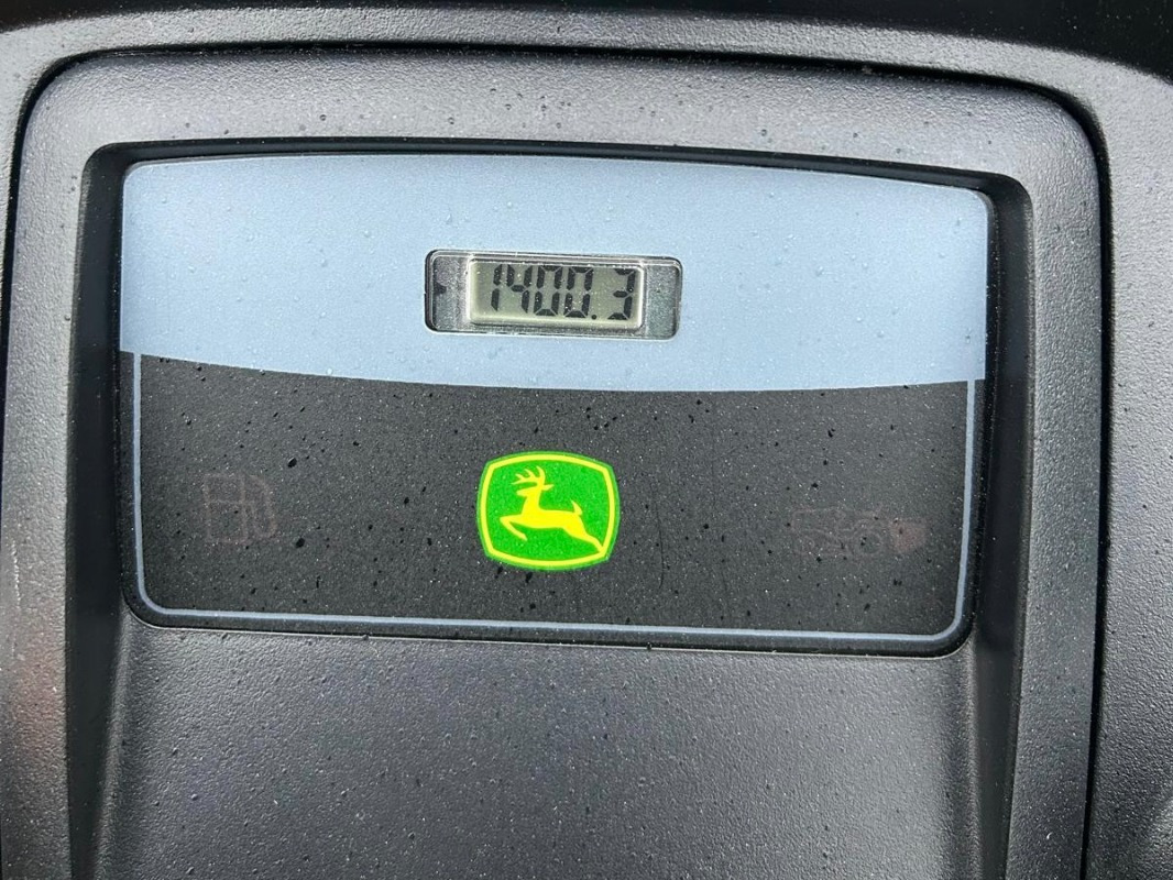 John Deere X305R RASENTRAKTOR (MY11) - 割草机:图2 John Deere X305R RASENTRAKTOR (MY11) - 割草机:图2