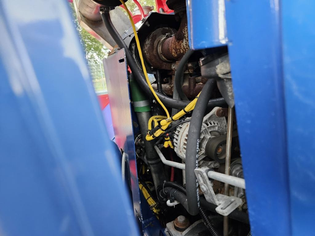 Mayer VM-14 SELBSTFAHRER MONO - 饲料搅拌车:图3 Mayer VM-14 SELBSTFAHRER MONO - 饲料搅拌车:图3