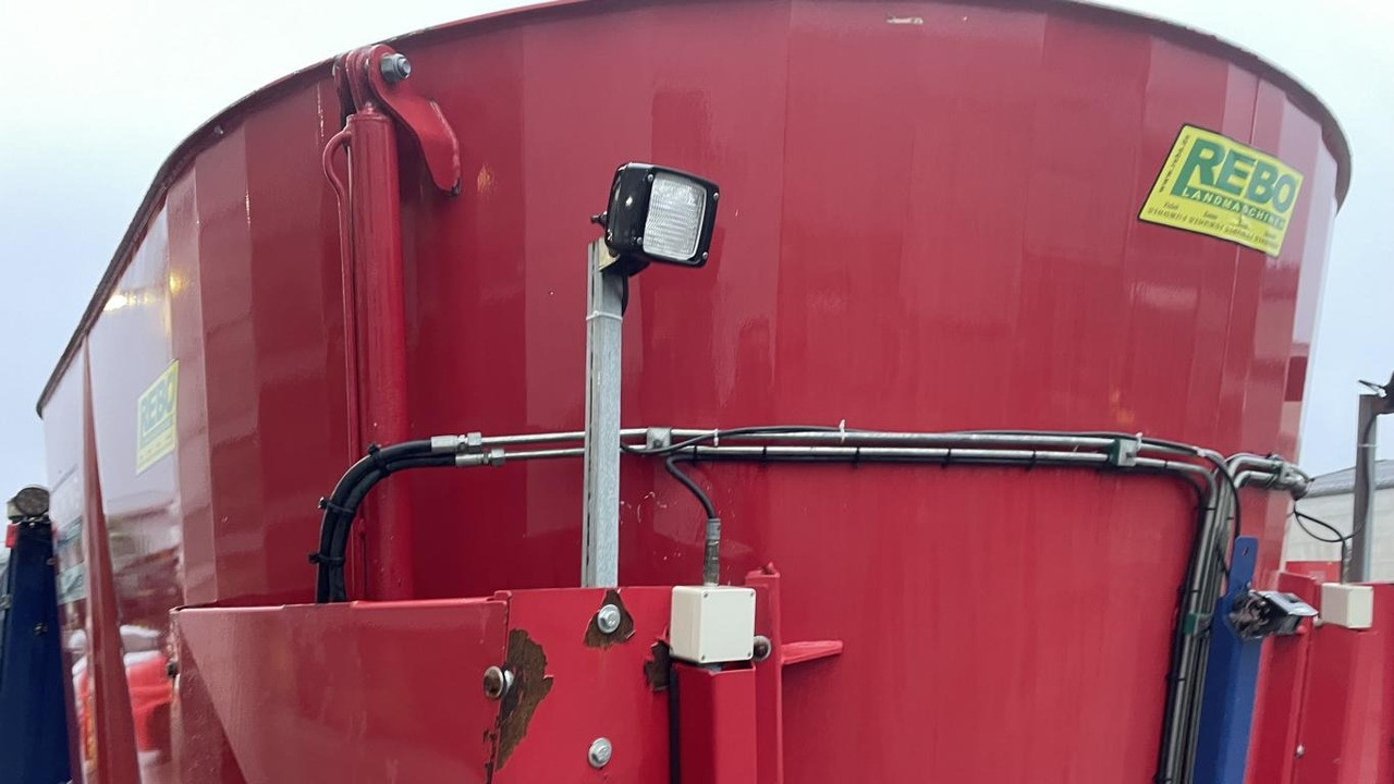 Mayer VM-16 SELBSTFAHRER - 饲料搅拌车:图2 Mayer VM-16 SELBSTFAHRER - 饲料搅拌车:图2