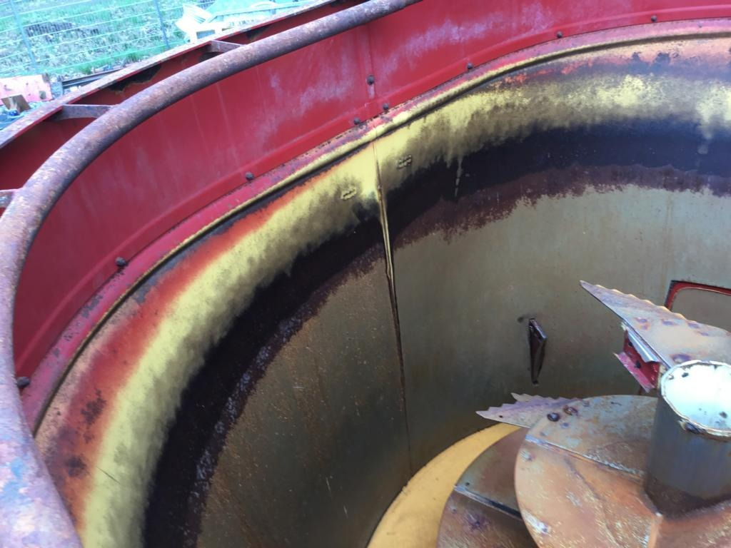 Strautmann VERTI-MIX 1251 - 饲料搅拌车:图2 Strautmann VERTI-MIX 1251 - 饲料搅拌车:图2