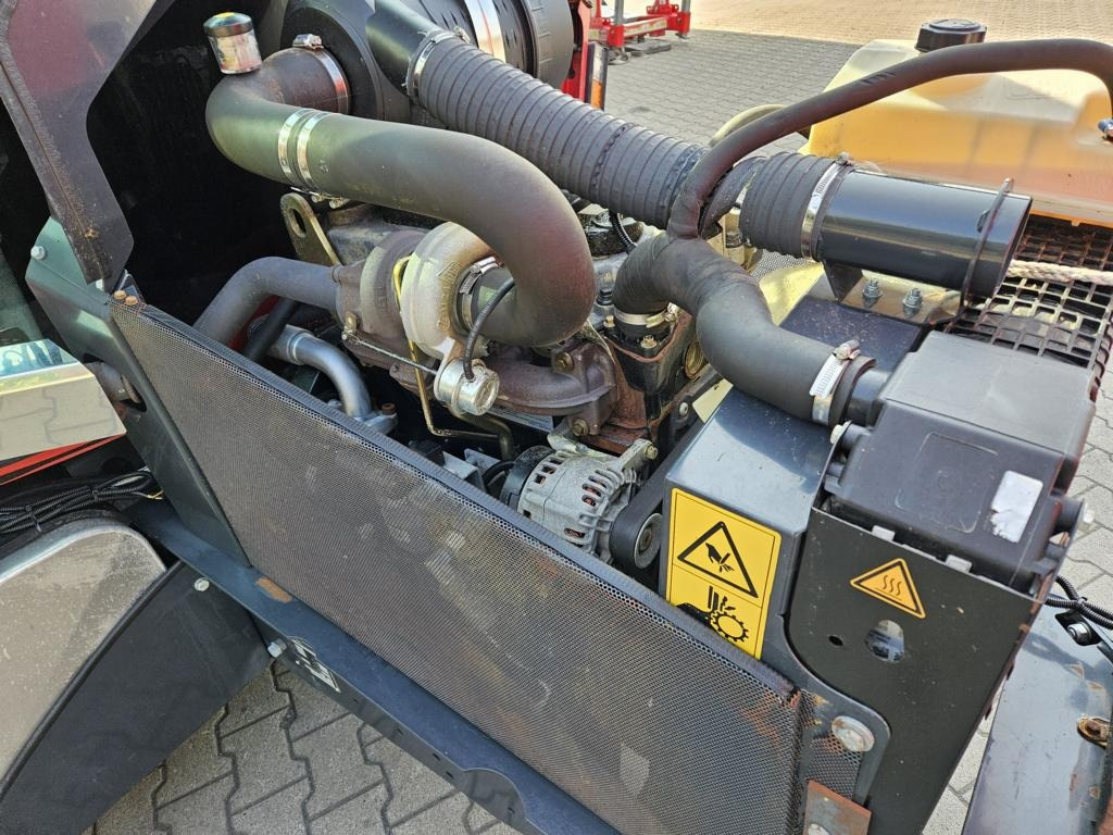 Trioliet SMART TRAC TS1-1200 - 饲料搅拌车:图2 Trioliet SMART TRAC TS1-1200 - 饲料搅拌车:图2