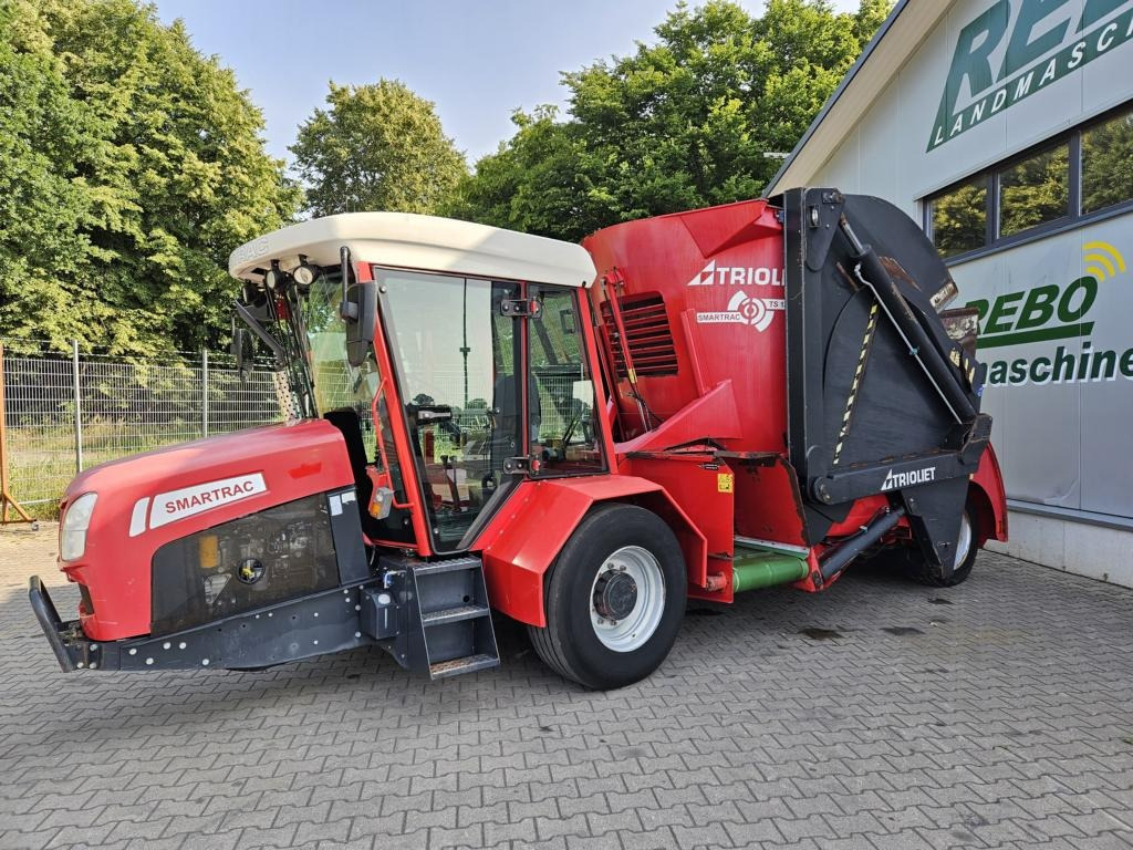 Trioliet SMART TRAC TS1-1200 - 饲料搅拌车:图1 Trioliet SMART TRAC TS1-1200 - 饲料搅拌车:图1