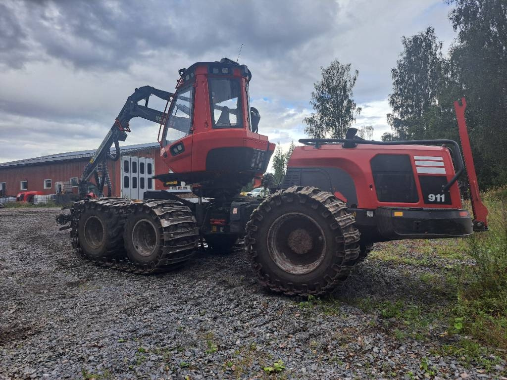 Komatsu 911  - 林业收割机:图1 Komatsu 911  - 林业收割机:图1