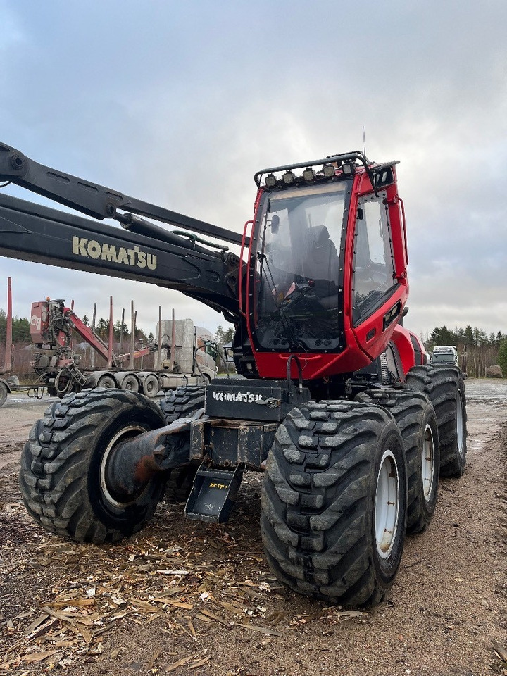 Komatsu 911 - 林业收割机:图1 Komatsu 911 - 林业收割机:图1