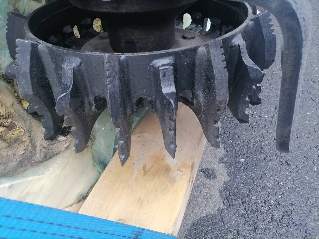 Komatsu C 124 - 林业收割机:图2 Komatsu C 124 - 林业收割机:图2