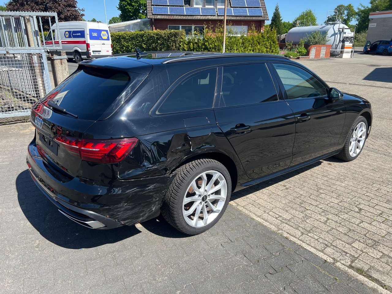 Audi A4 Avant 35 TFSI advanced Hybrid /Benzin AUTOMAT - 汽车:图5 Audi A4 Avant 35 TFSI advanced Hybrid /Benzin AUTOMAT - 汽车:图5