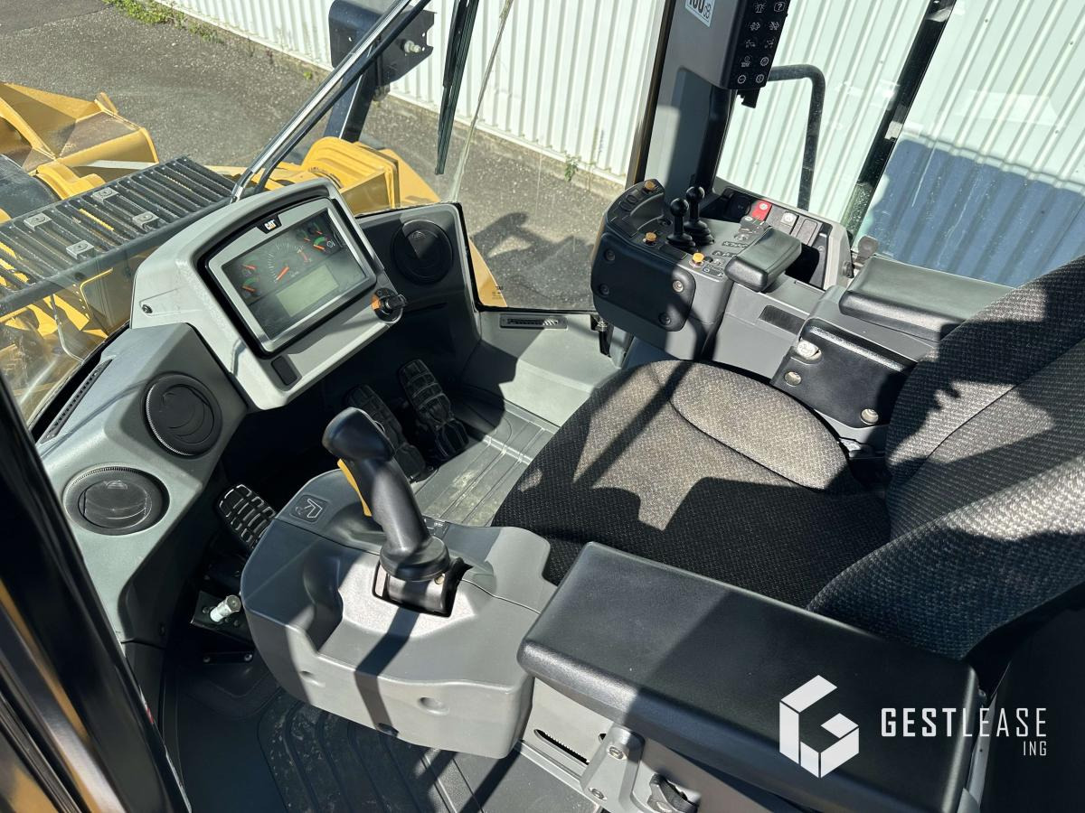 Caterpillar 966M - 轮式装载机:图5 Caterpillar 966M - 轮式装载机:图5