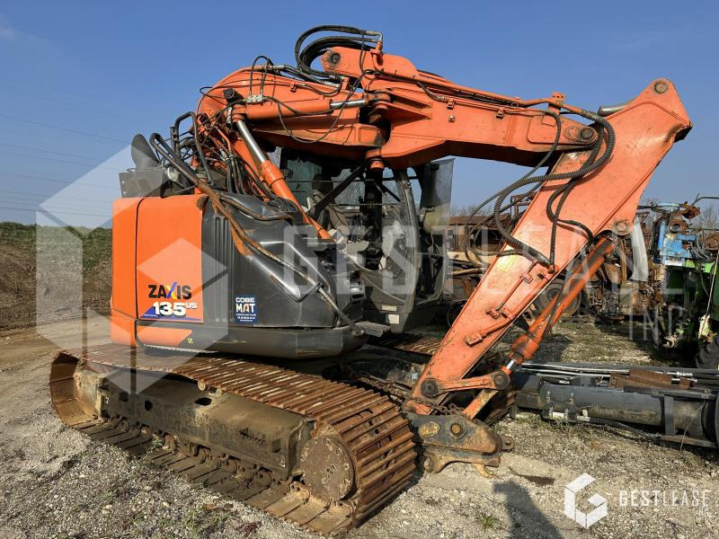 Hitachi ZAXIS 135 US - 履带式挖掘机:图1 Hitachi ZAXIS 135 US - 履带式挖掘机:图1