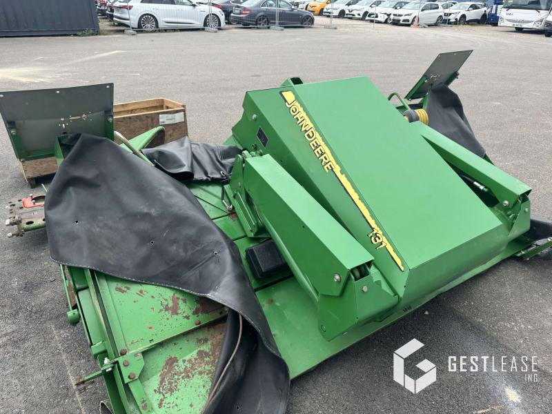 John Deere 131 - 割草机:图5 John Deere 131 - 割草机:图5