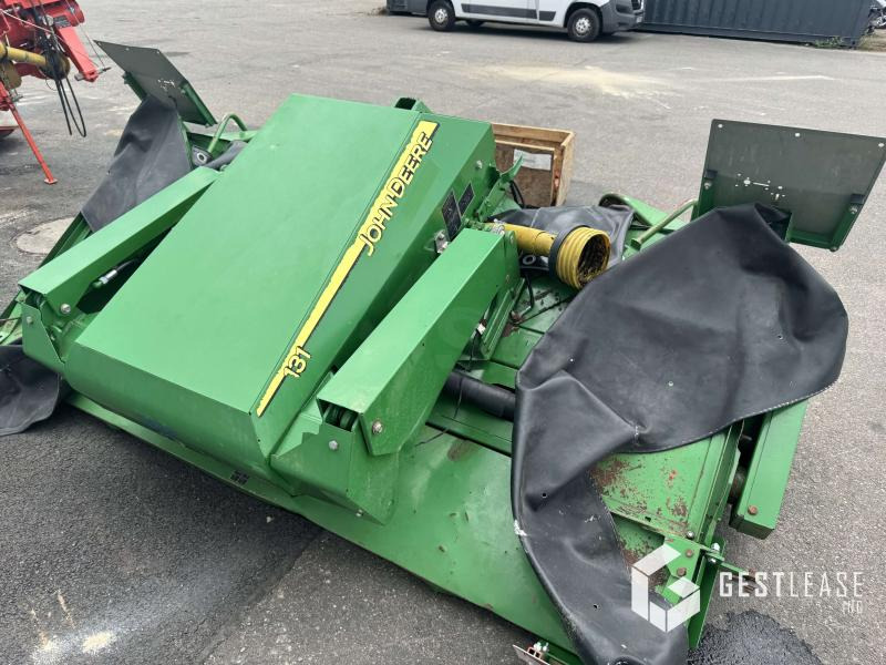 John Deere 131 - 割草机:图4 John Deere 131 - 割草机:图4