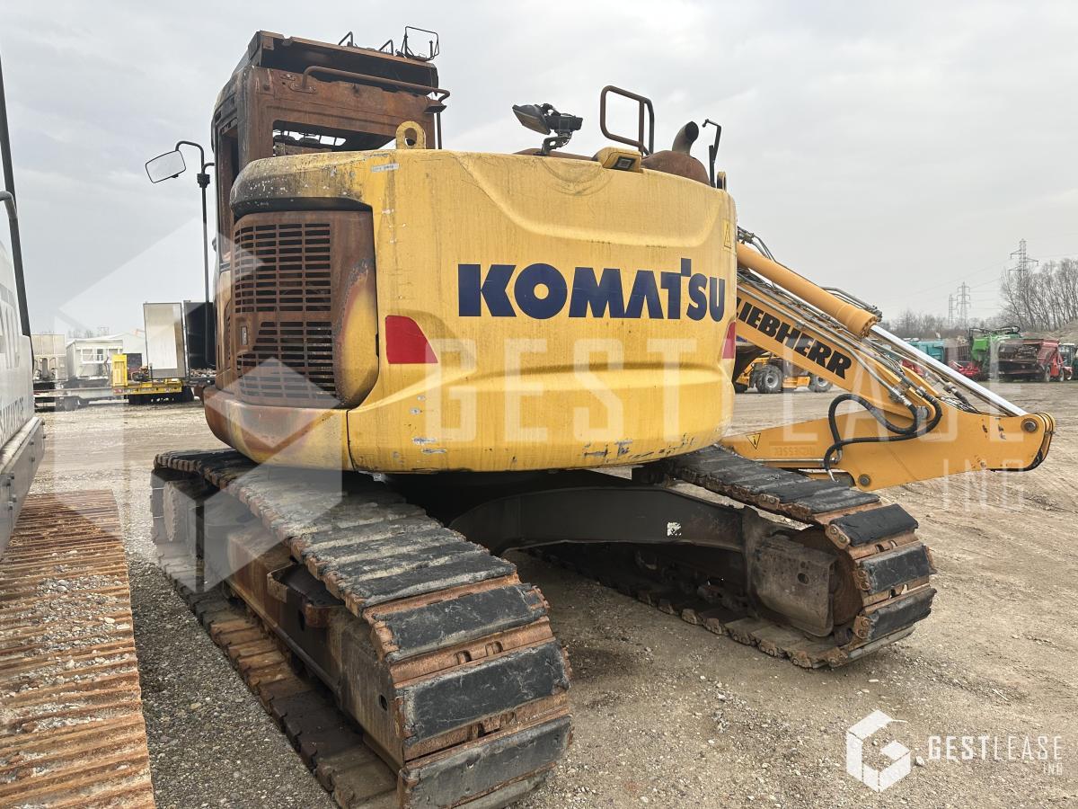 Komatsu PC228USLC-10 - 履带式挖掘机:图2 Komatsu PC228USLC-10 - 履带式挖掘机:图2