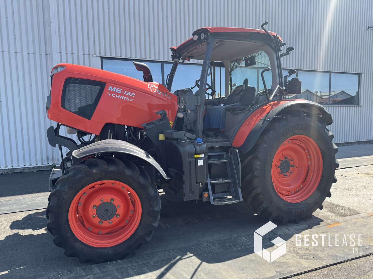 Kubota M6-132 - 拖拉机:图1 Kubota M6-132 - 拖拉机:图1