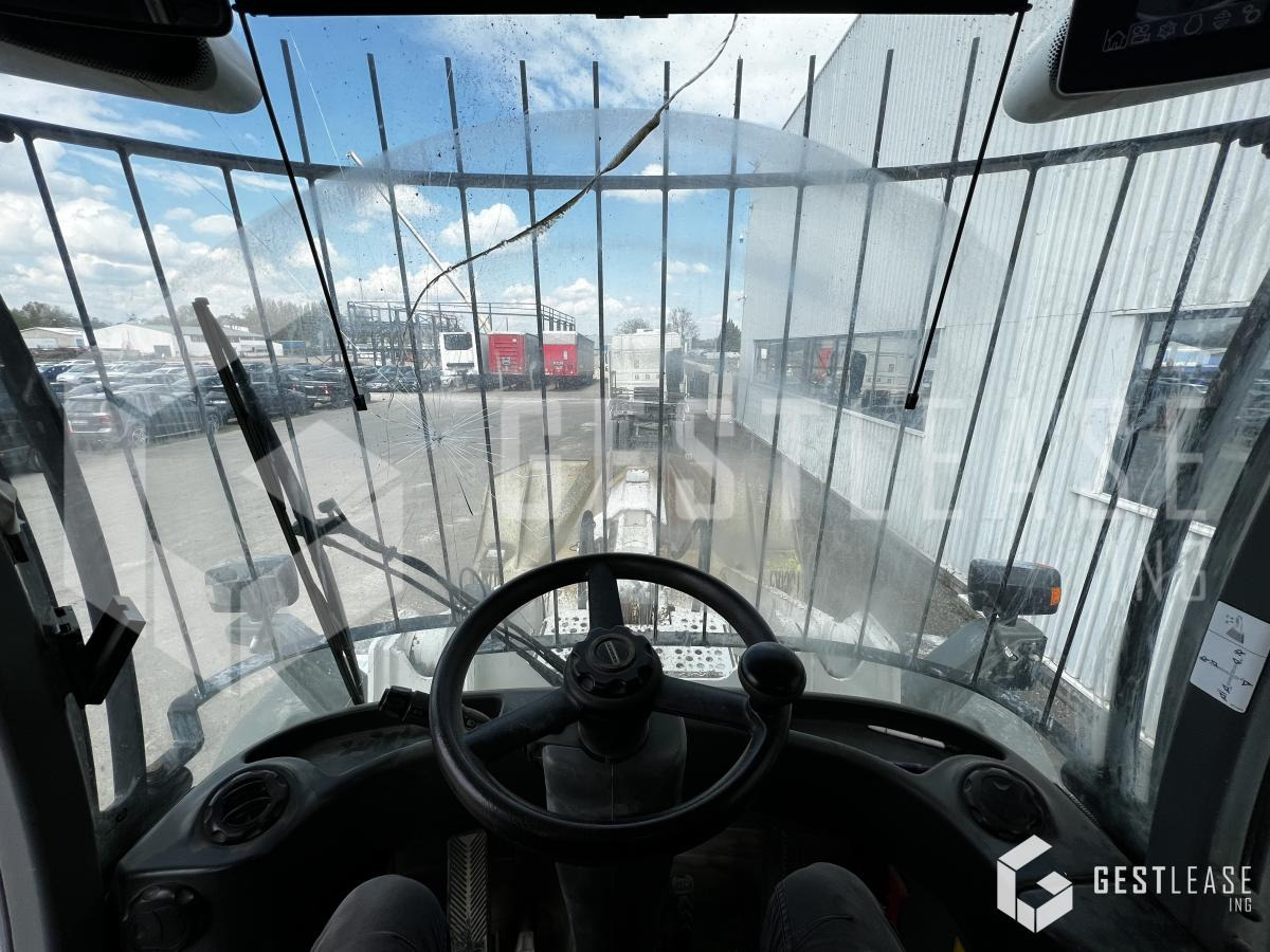 轮式装载机 Liebherr L580 ENGIN NEW:图20 轮式装载机 Liebherr L580 ENGIN NEW:图20