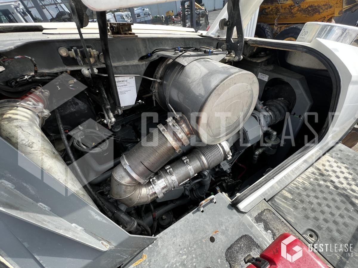 轮式装载机 Liebherr L580 ENGIN NEW:图12 轮式装载机 Liebherr L580 ENGIN NEW:图12