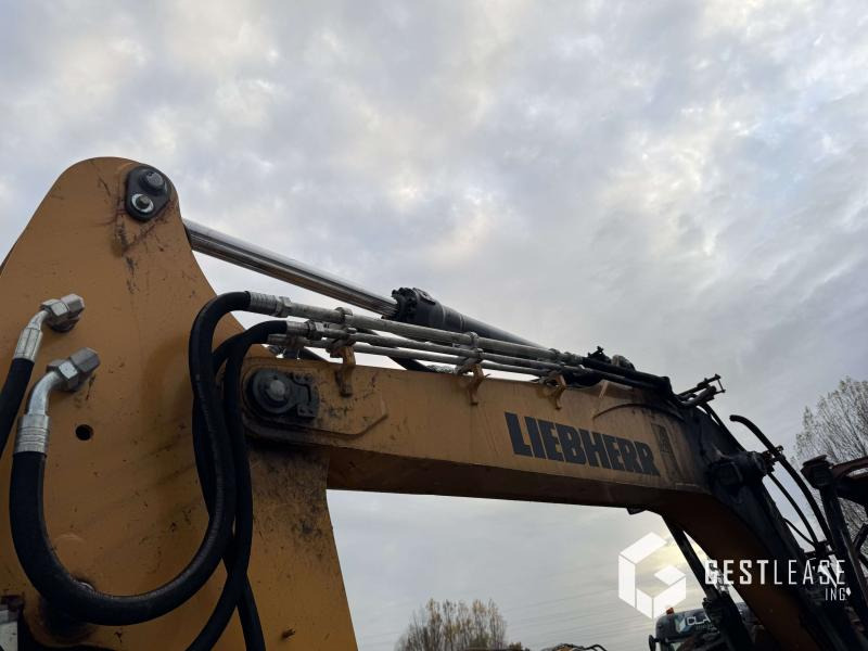 Liebherr R914 COMPACT - 履带式挖掘机:图4 Liebherr R914 COMPACT - 履带式挖掘机:图4