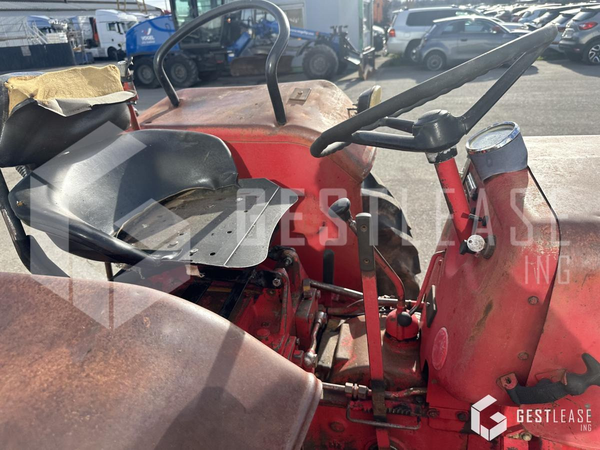 拖拉机 Mc Cormick D326:图7 拖拉机 Mc Cormick D326:图7