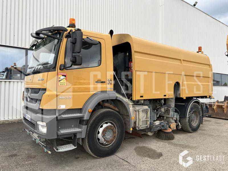 Mercedes AXOR 1833 - 道路清扫机:图1 Mercedes AXOR 1833 - 道路清扫机:图1