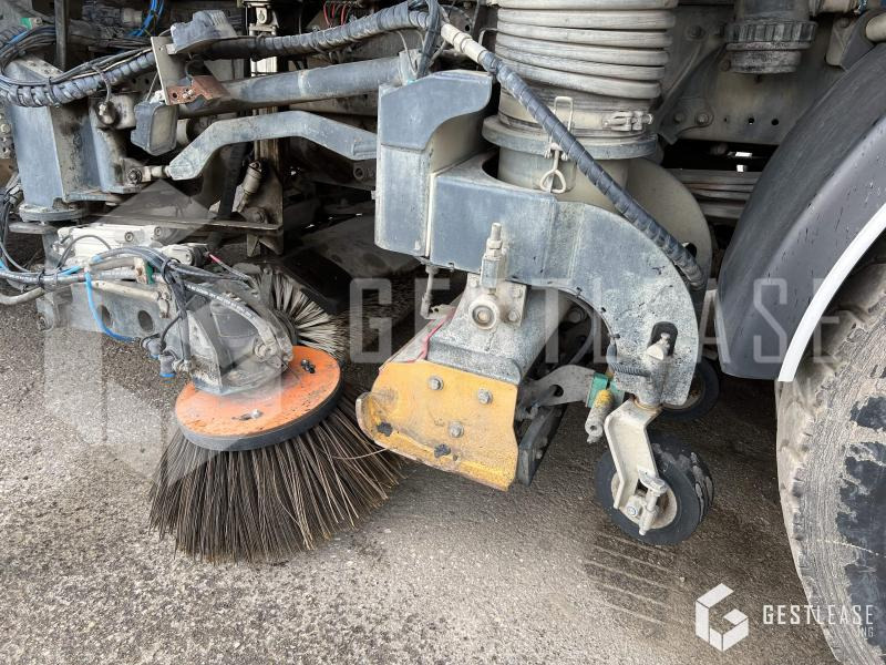 Mercedes AXOR 1833 租赁 Mercedes AXOR 1833：图16