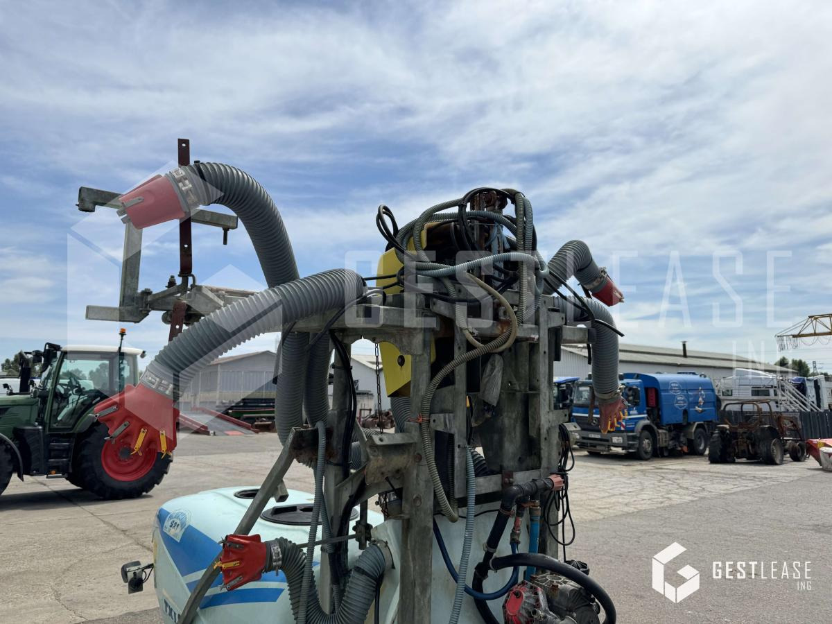 PULVERISATION T1000 - 牵引式喷雾机:图4 PULVERISATION T1000 - 牵引式喷雾机:图4