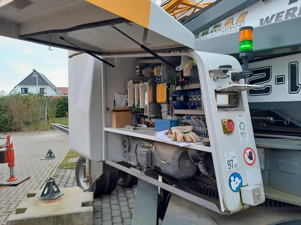 Liebherr L1-24 - 塔式起重机:图4 Liebherr L1-24 - 塔式起重机:图4