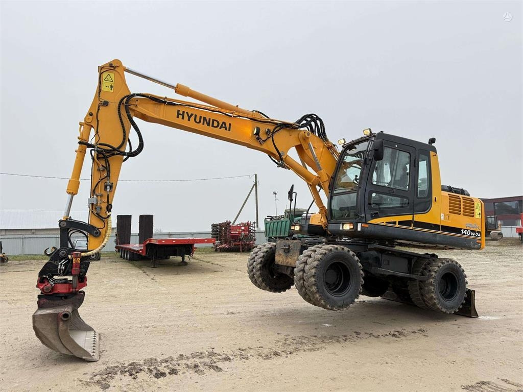 Hyundai Robex 140 W-7A ROTOTILT - 轮式挖掘机:图2 Hyundai Robex 140 W-7A ROTOTILT - 轮式挖掘机:图2