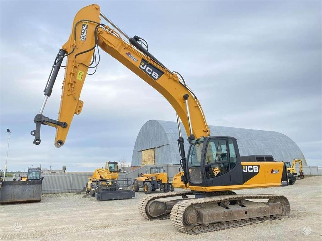 JCB JS 330 LC , ISUZU MANUAL PUMP - 履带式挖掘机:图2 JCB JS 330 LC , ISUZU MANUAL PUMP - 履带式挖掘机:图2