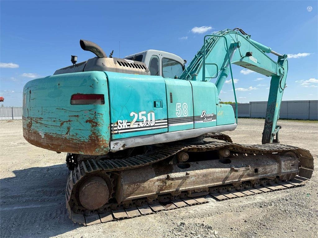 Kobelco SK 250 NLC-6 FOR SPARE PARTS - 履带式挖掘机:图3 Kobelco SK 250 NLC-6 FOR SPARE PARTS - 履带式挖掘机:图3