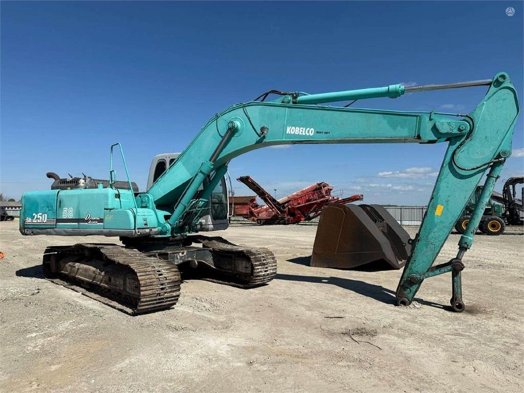 Kobelco SK 250 NLC-6 - 履带式挖掘机:图2 Kobelco SK 250 NLC-6 - 履带式挖掘机:图2