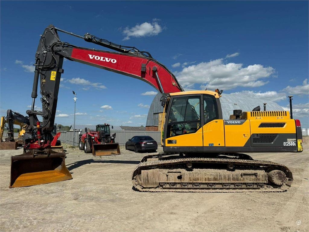 Volvo EC 250 DL 3D LEICA + ROTOTILT - 履带式挖掘机:图1 Volvo EC 250 DL 3D LEICA + ROTOTILT - 履带式挖掘机:图1
