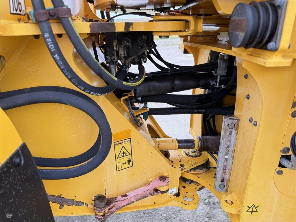 轮式装载机 Volvo L 120 F , 4rd line , coupler:图13 轮式装载机 Volvo L 120 F , 4rd line , coupler:图13
