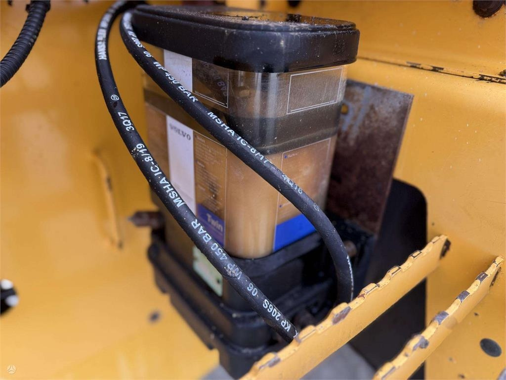 轮式装载机 Volvo L 120 F , 4rd line , coupler:图14 轮式装载机 Volvo L 120 F , 4rd line , coupler:图14