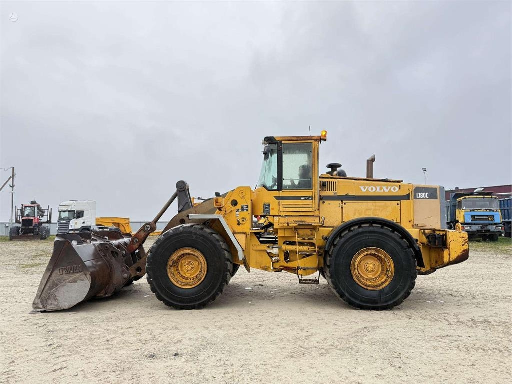 Volvo L180C quick coupler - 轮式装载机:图2 Volvo L180C quick coupler - 轮式装载机:图2