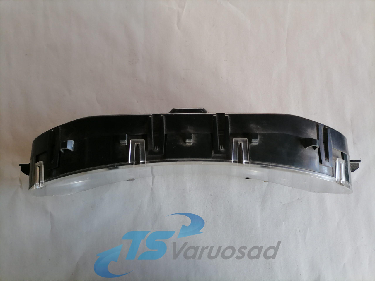 MAN Dashboard 81272026180 - 仪表板 适用于 卡车:图2 MAN Dashboard 81272026180 - 仪表板 适用于 卡车:图2