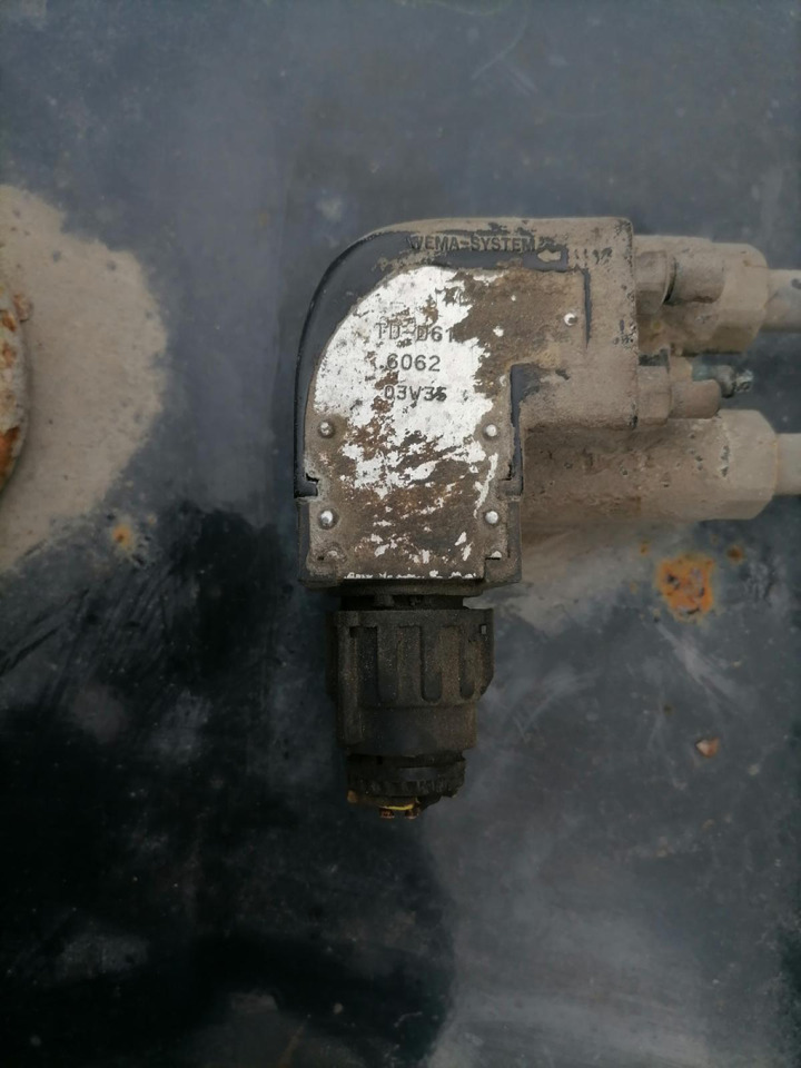 MAN Kütusepaak 400L 81122015554 - 燃料箱 适用于 卡车:图2 MAN Kütusepaak 400L 81122015554 - 燃料箱 适用于 卡车:图2