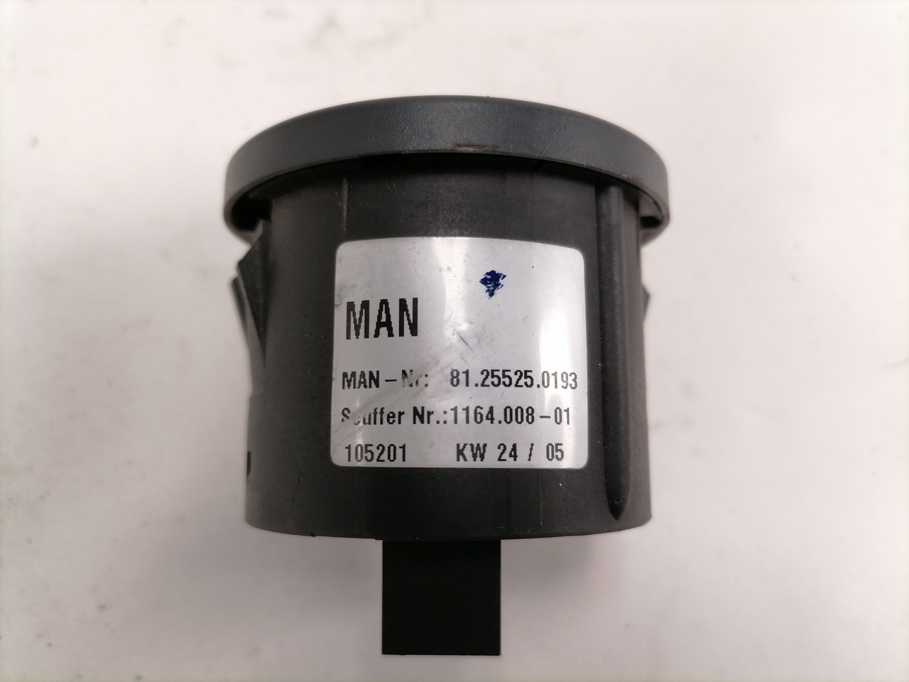 MAN Lüliti, esituled 81255250193 - 驾驶室 适用于 卡车:图2 MAN Lüliti, esituled 81255250193 - 驾驶室 适用于 卡车:图2