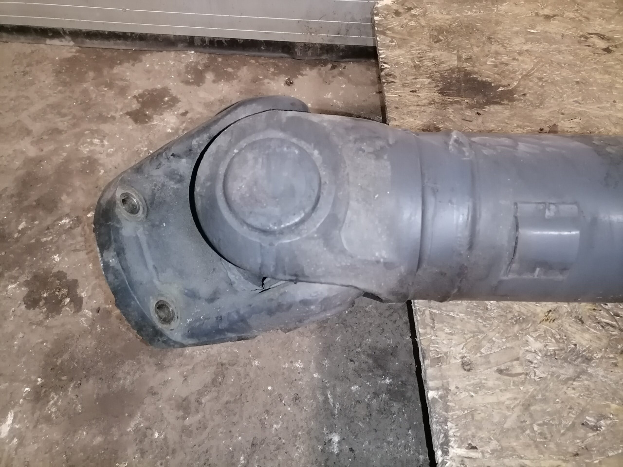 Mercedes-Benz Propeller shaft A6594100101 - 螺旋桨轴 适用于 卡车:图4 Mercedes-Benz Propeller shaft A6594100101 - 螺旋桨轴 适用于 卡车:图4