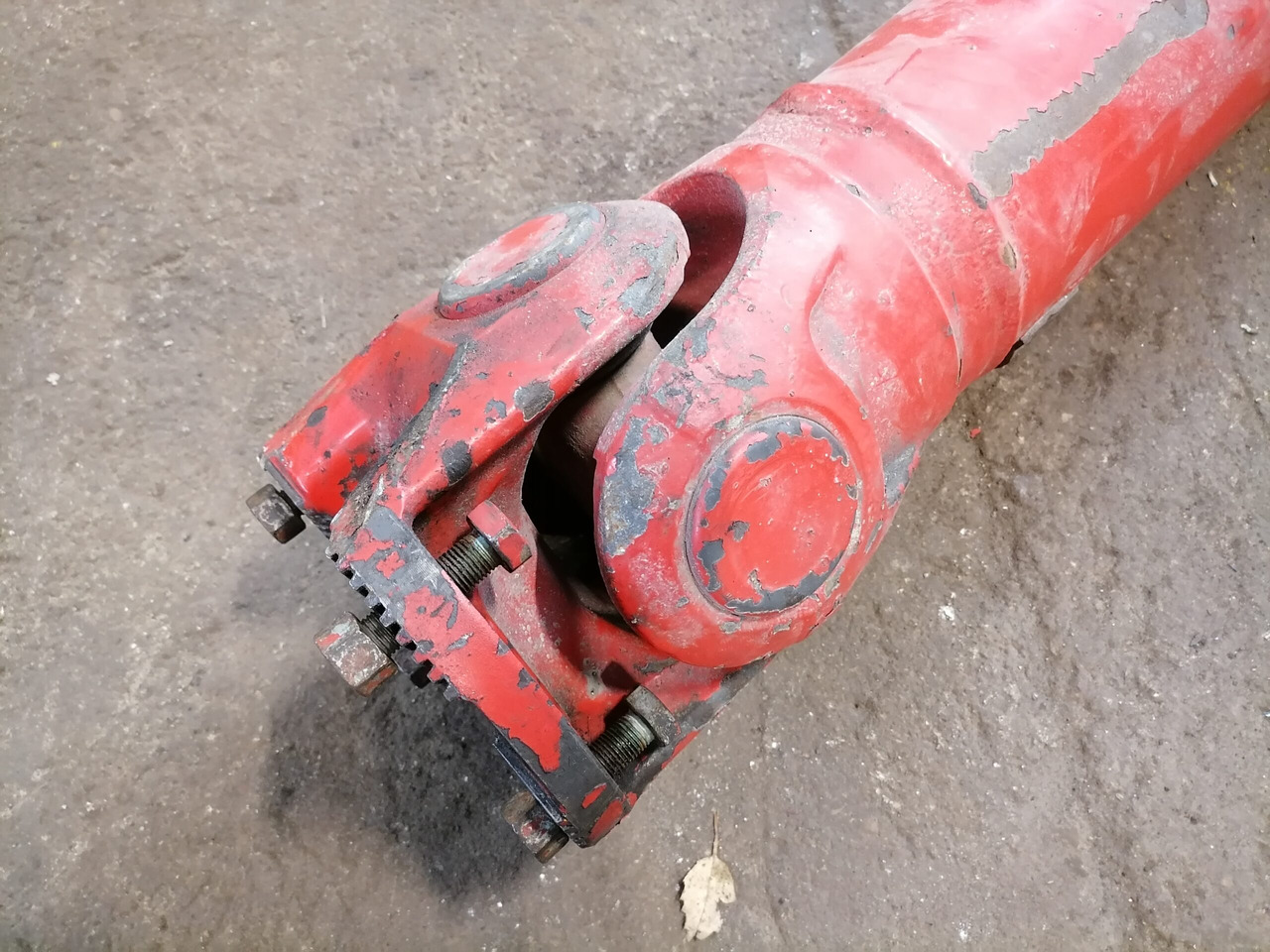 Mercedes-Benz Propeller shaft A6594102202 - 螺旋桨轴 适用于 卡车:图2 Mercedes-Benz Propeller shaft A6594102202 - 螺旋桨轴 适用于 卡车:图2