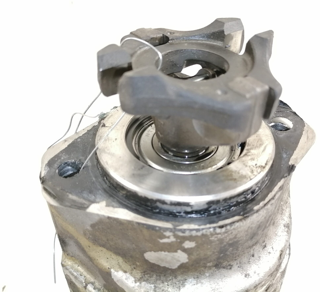 Mercedes-Benz Steering hydraulic pump A9604600280 - 转向泵 适用于 卡车:图2 Mercedes-Benz Steering hydraulic pump A9604600280 - 转向泵 适用于 卡车:图2