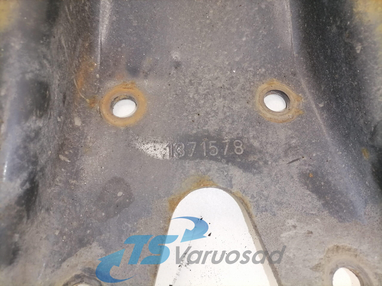 Scania Ahock absorber mounting 1371578 - 悬挂系统 适用于 卡车:图3 Scania Ahock absorber mounting 1371578 - 悬挂系统 适用于 卡车:图3