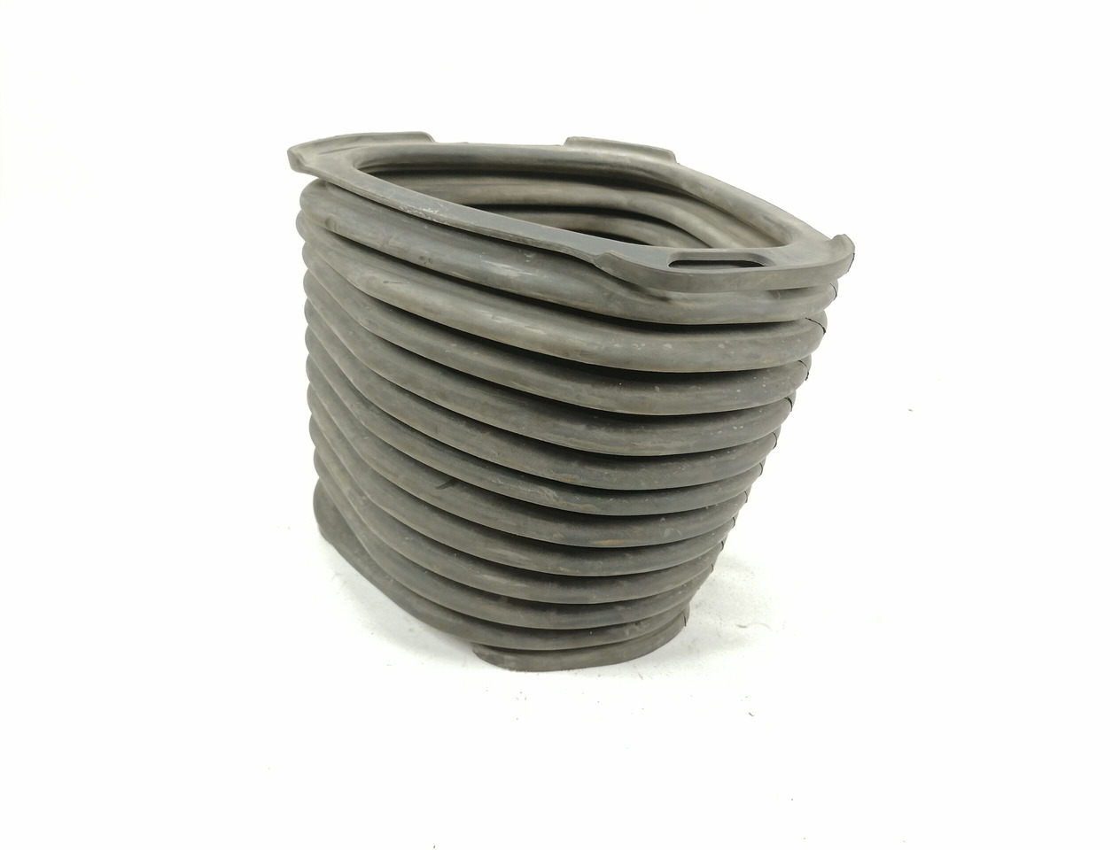 Scania Air intake 1750546 - 进气系统 适用于 卡车:图3 Scania Air intake 1750546 - 进气系统 适用于 卡车:图3