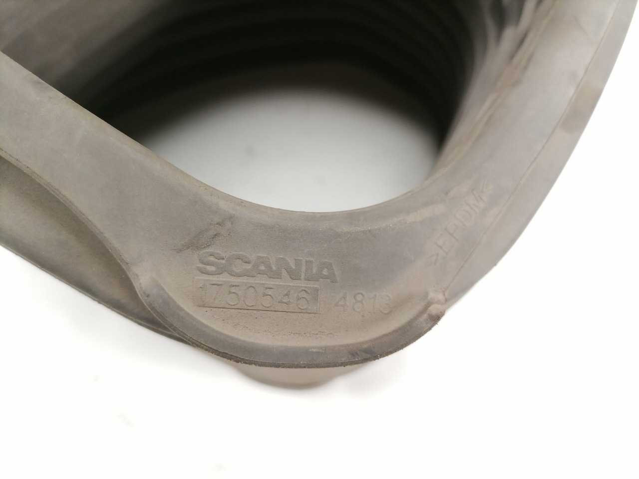 Scania Air intake 1750546 - 进气系统 适用于 卡车:图3 Scania Air intake 1750546 - 进气系统 适用于 卡车:图3