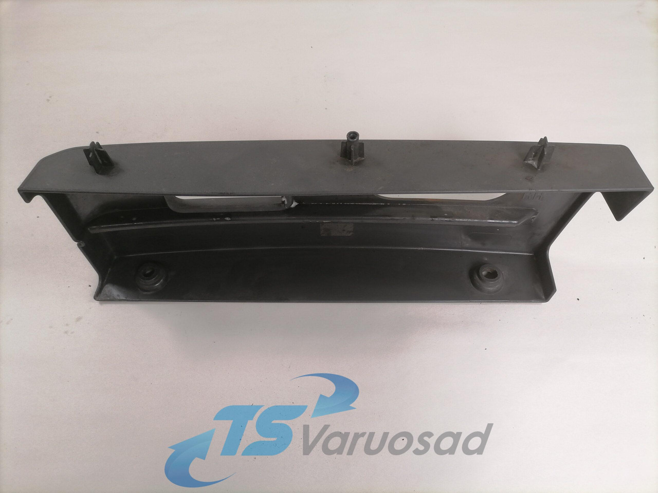 Scania Astmelaua plastik kate, keskmine parem 1501343 - 脚踏板 适用于 卡车:图2 Scania Astmelaua plastik kate, keskmine parem 1501343 - 脚踏板 适用于 卡车:图2