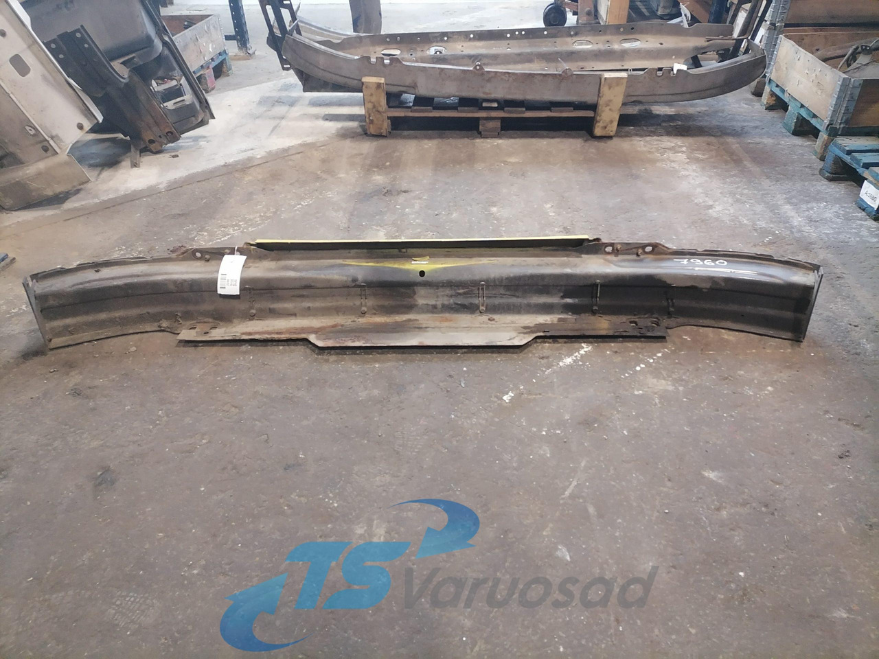 Scania Bumper 1763296 - 保险杠 适用于 卡车:图2 Scania Bumper 1763296 - 保险杠 适用于 卡车:图2