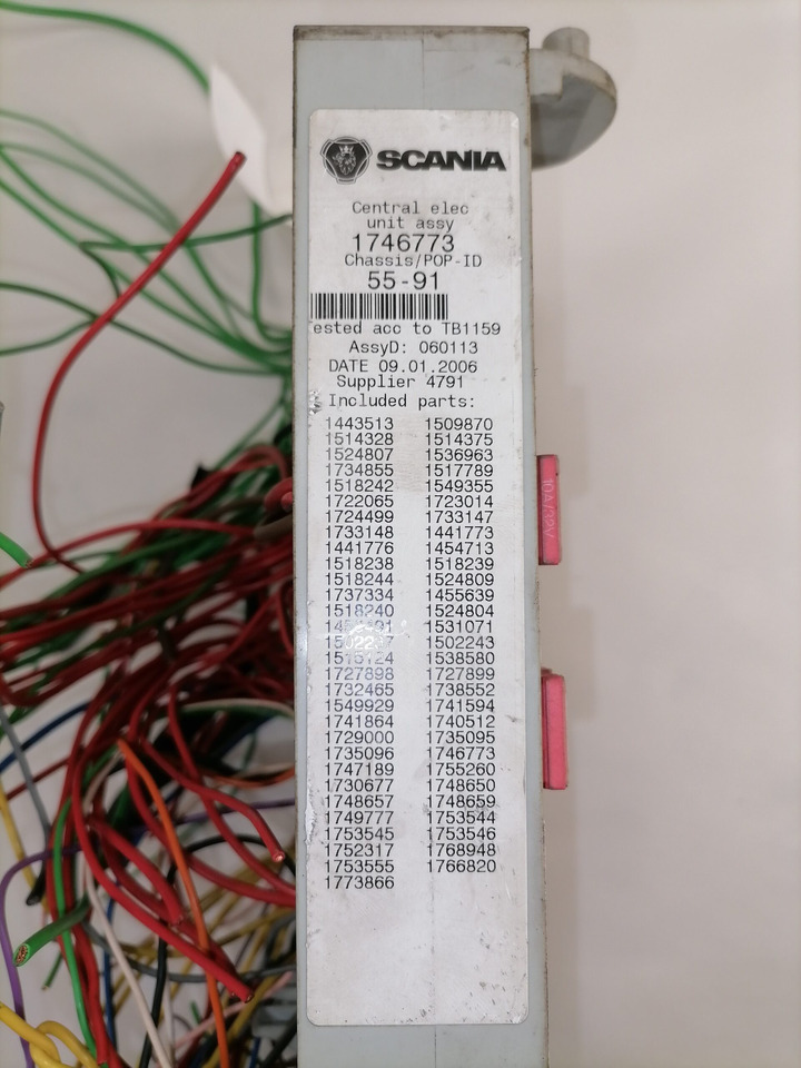 Scania Central electric unit 1746773 - 保险丝 适用于 卡车:图5 Scania Central electric unit 1746773 - 保险丝 适用于 卡车:图5