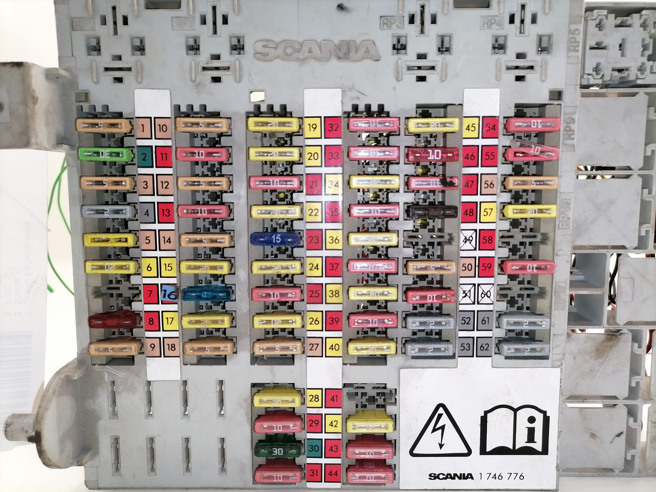 Scania Central electric unit 1746773 - 保险丝 适用于 卡车:图2 Scania Central electric unit 1746773 - 保险丝 适用于 卡车:图2
