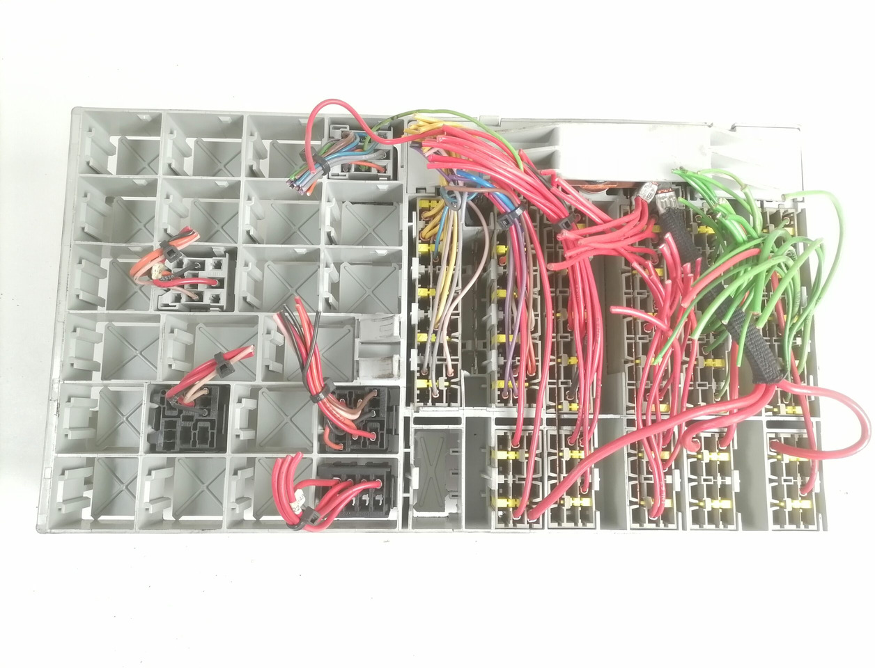 Scania Central electric unit 2022770 - 保险丝 适用于 卡车:图5 Scania Central electric unit 2022770 - 保险丝 适用于 卡车:图5