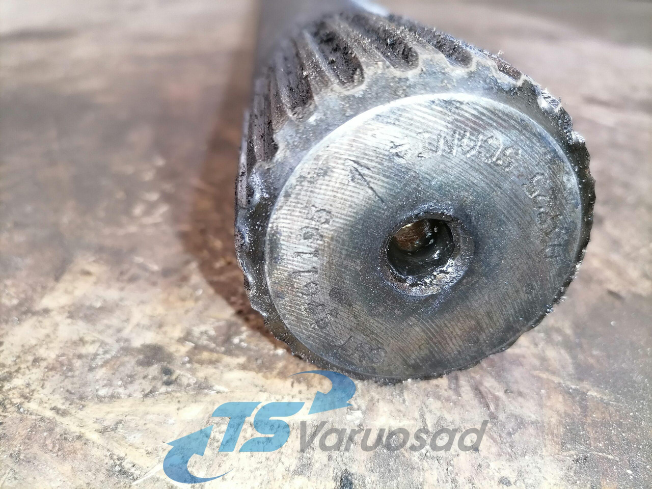 Scania Drive shaft 1761195 - 传动轴 适用于 卡车:图3 Scania Drive shaft 1761195 - 传动轴 适用于 卡车:图3