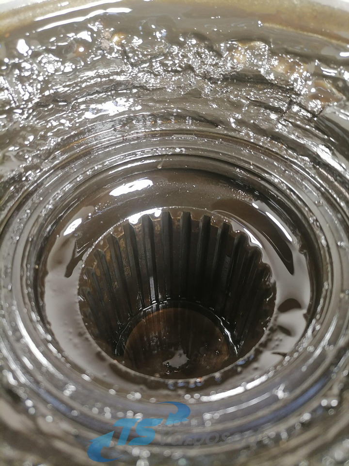 Scania Drive shaft cover 1539231 - 传动轴 适用于 卡车:图3 Scania Drive shaft cover 1539231 - 传动轴 适用于 卡车:图3