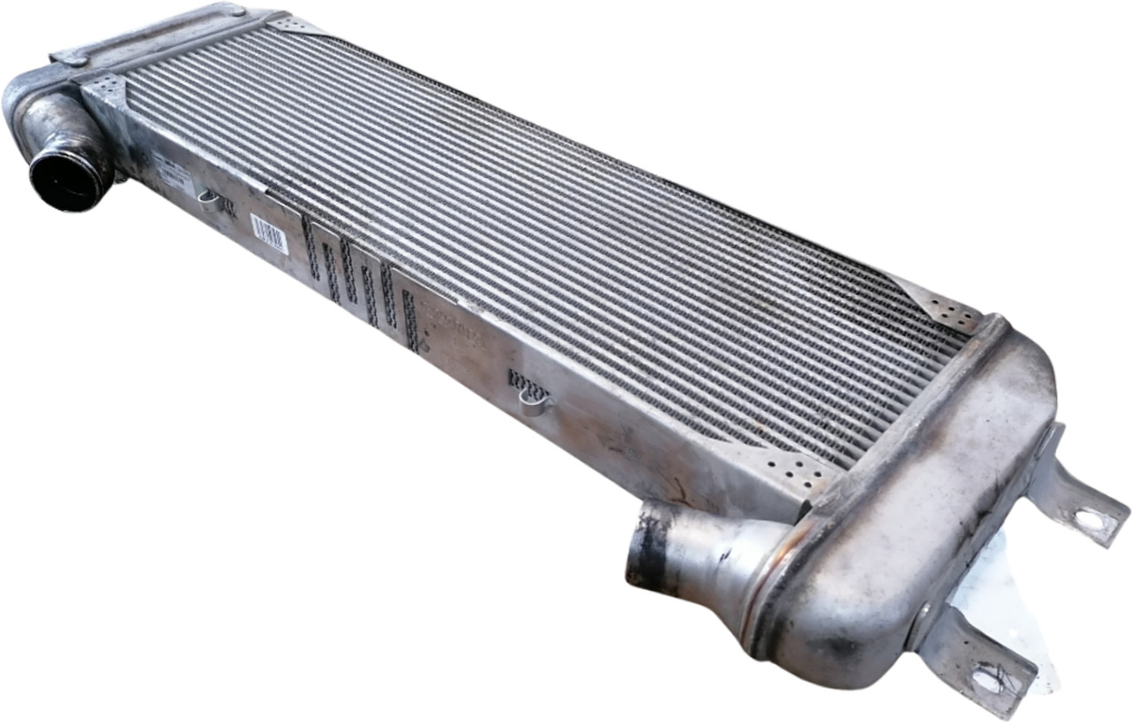 Scania EGR radiator 1785348 - EGR冷却器 适用于 卡车:图1 Scania EGR radiator 1785348 - EGR冷却器 适用于 卡车:图1